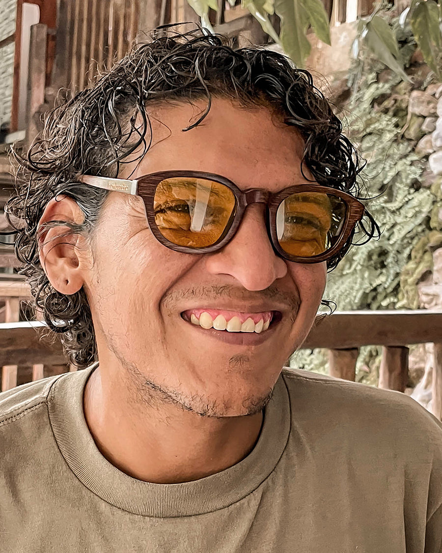 Screen Bee (Rx) | Polarized Bamboo Sunglasses