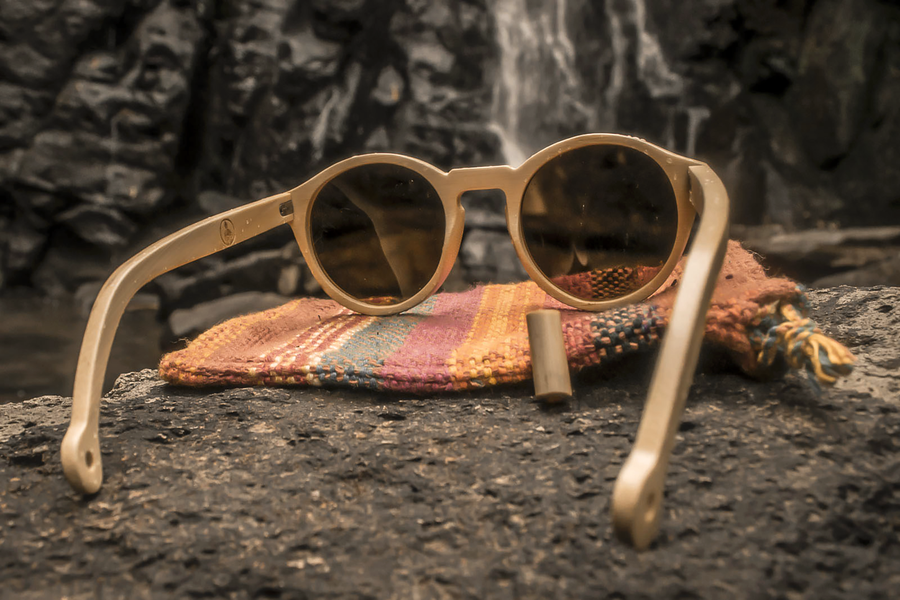 Spectacles | Polarized Bamboo Sunglasses by Bambuddha